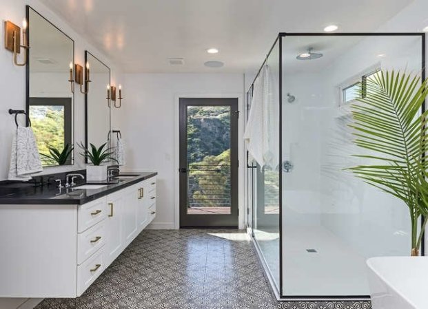21 Ways to Create a Spa Bath at Home