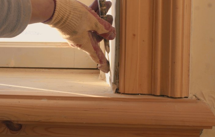 How to Use Wood Filler for Repairs