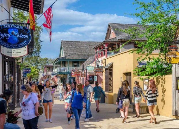 25 Places Every American Should Visit at Least Once
