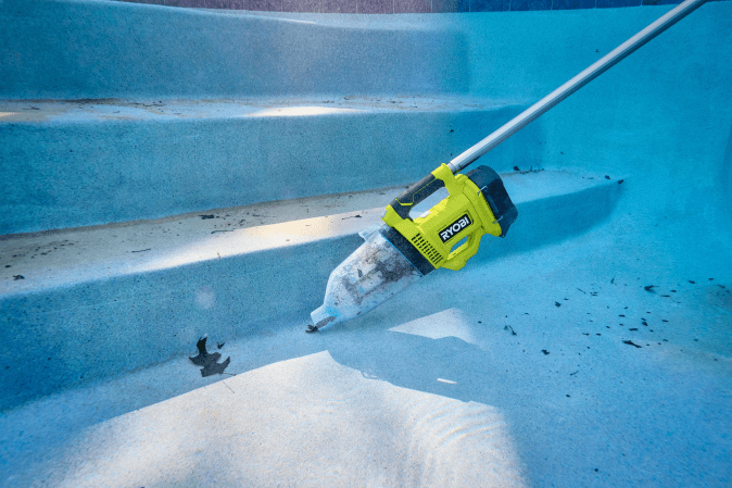 Ryobi pool vac cleaning pool floor