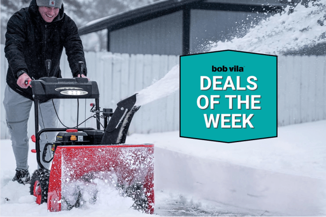 Deals of the Week December 2024 snowblower in action